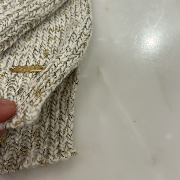 Guess Sweater with Beaded Shoulder Design & Metallic Threads-Sz M - Picture 6 of 14